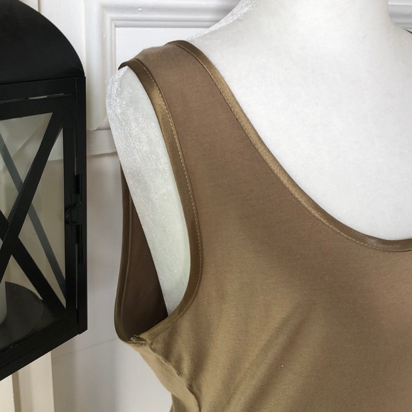 🌺I. N. C. Women’s tank top with silk pocket 🌺 - Picture 5 of 7